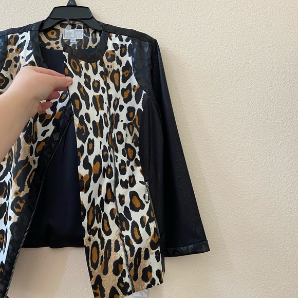 NWT Alberto Makali Leopard Asymmetrical Blazer - Picture 2 of 8